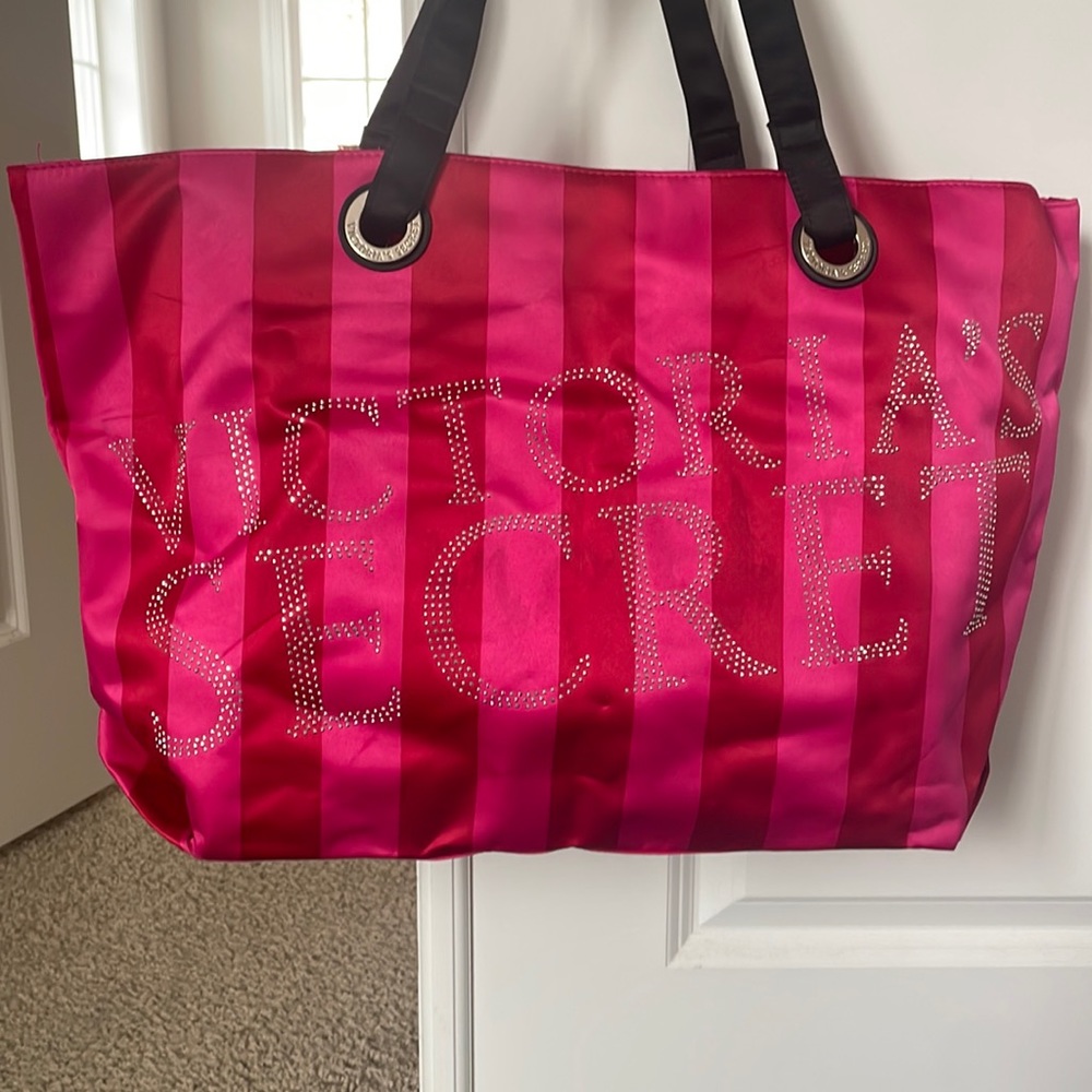NEW Victoria’s Secret Tote Bag Pink & Red Striped Faux Satin Lined